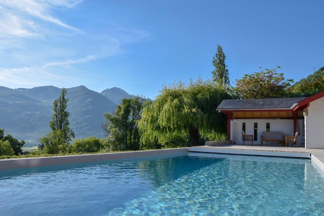 Le Chalet Des Pyrenees St Savin Сен-Савен Экстерьер фото