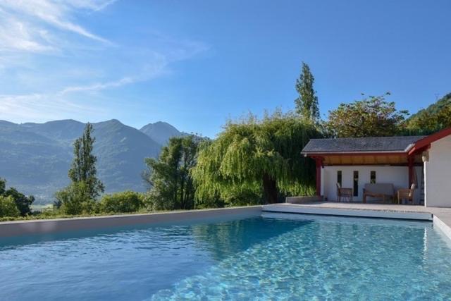Le Chalet Des Pyrenees St Savin Сен-Савен Экстерьер фото